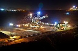 Implementación de herramientas especializadas en minería industrial.