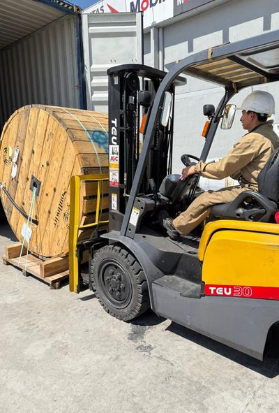 Carga de cables industriales