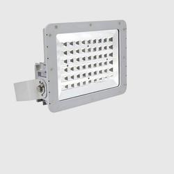 luminaria LED de alta eficiencia con 25,000 lúmenes y 117 lúmenes por vatio.